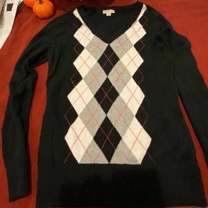 Lot of 2 women’s sweaters / Size: Medium